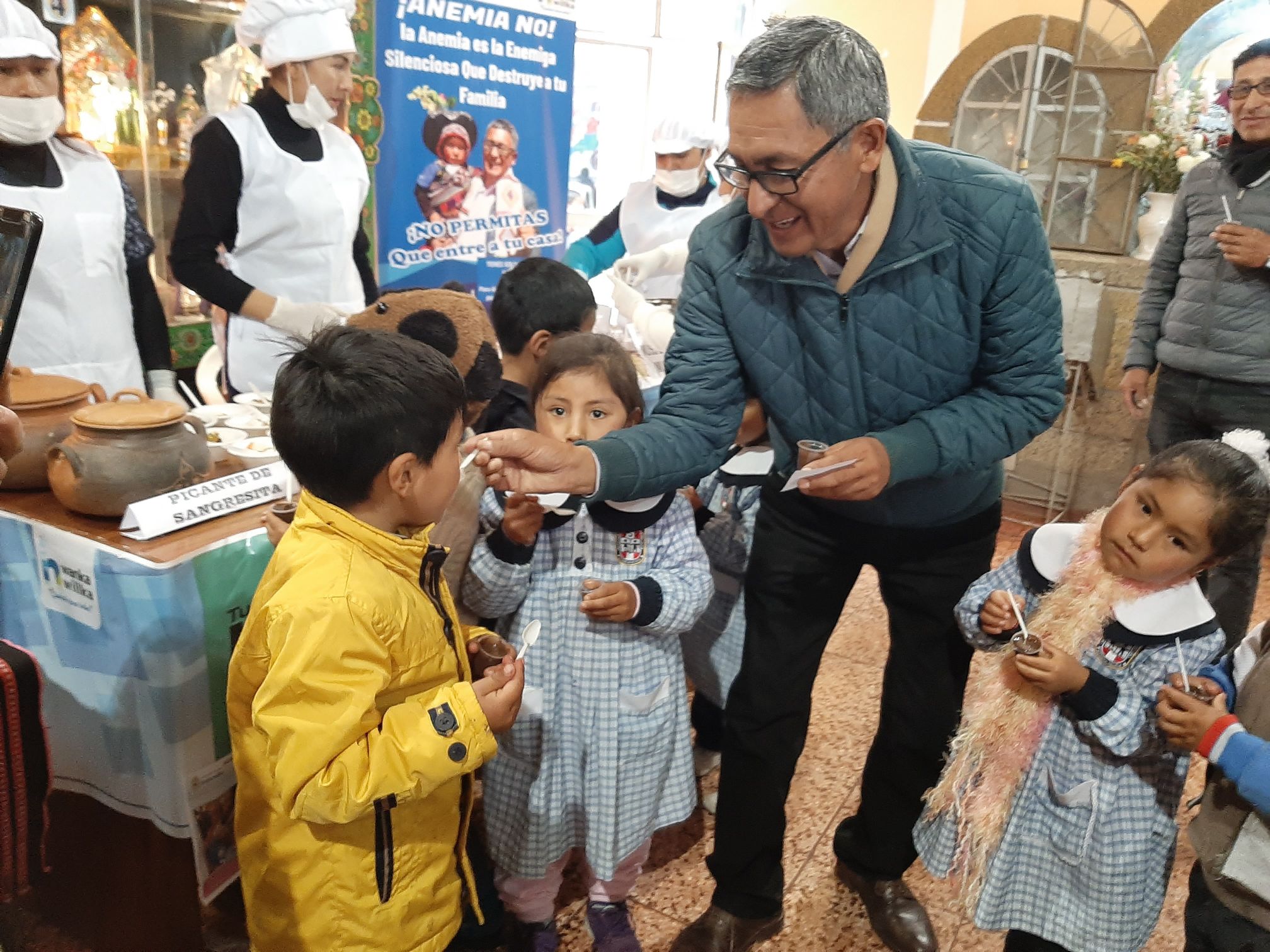 Sensibilización a niños para consumo de alimentos a base de hierro
Fuente: Municipalidad Provincial Huancavelica